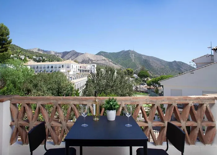 Delightful Apartment With Picturesque Views
