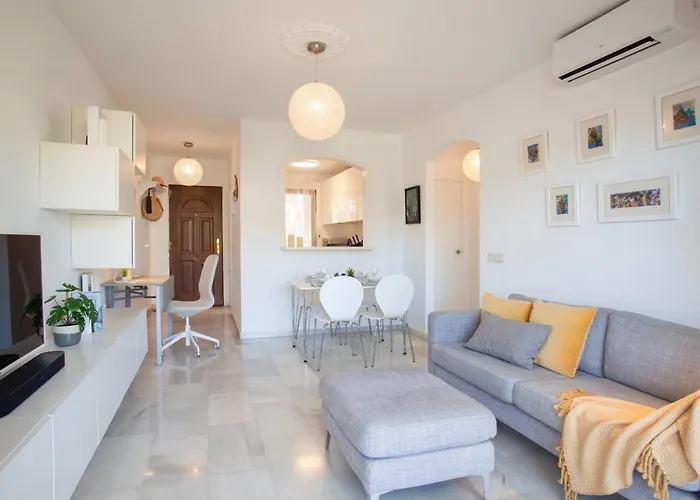 Delightful Apartment With Picturesque Views