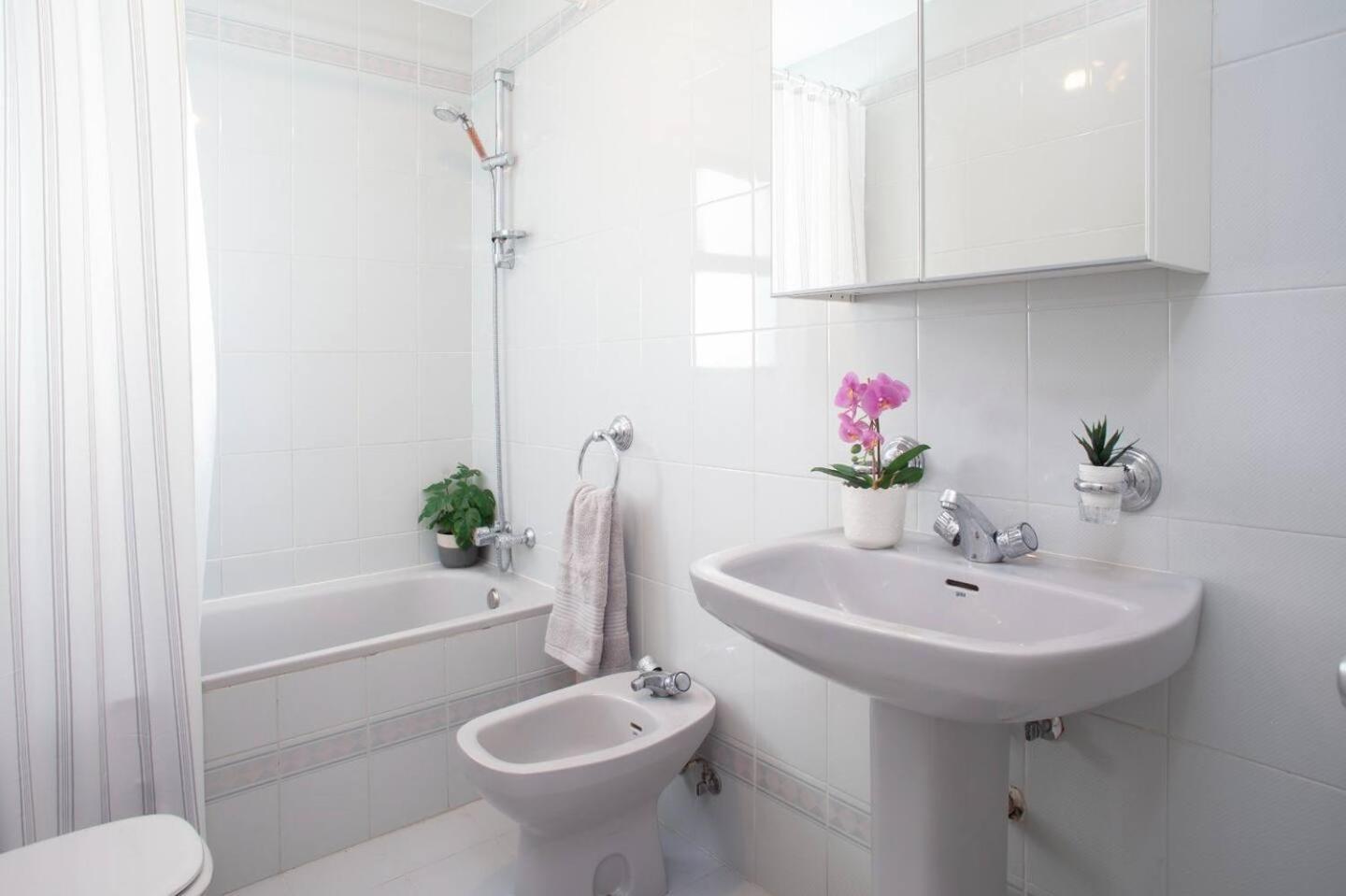 Delightful With Picturesque Views Apartamento Mijas