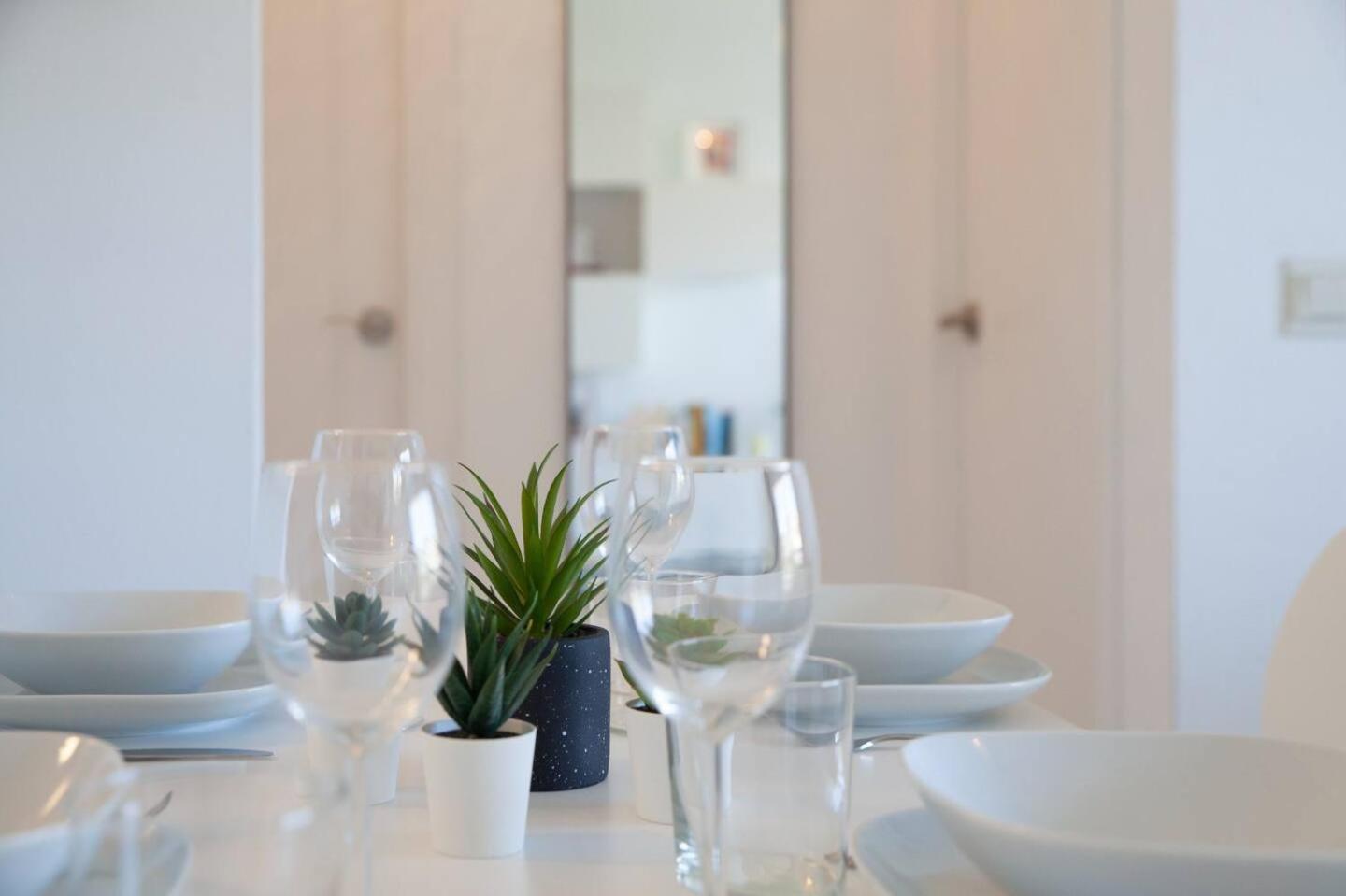 Apartamento Delightful With Picturesque Views Mijas